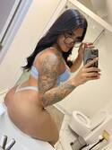 SCARLET VAZ