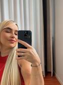 Esmeralda loira