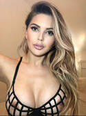 Vallery Hot