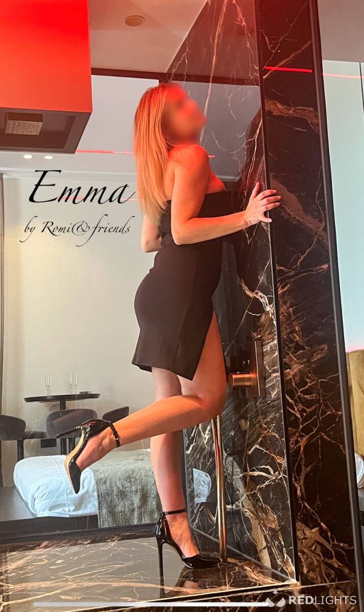 Emma B , Vlaamse blondine. | Redlights @ redlights.be