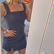 Nikole hot