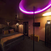 Scarlet Club (Foto #12)