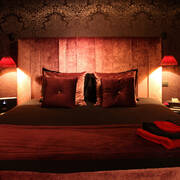 Scarlet Club (Foto #7)
