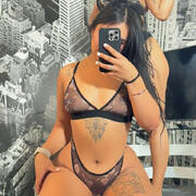 Trio hot hot