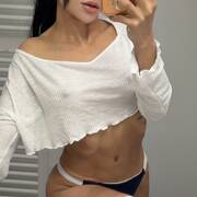 Anitta Petite (Foto #40)