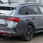 Chauffeur airport&escort benelux prive taxi.