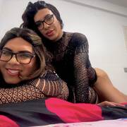 Tifany and Britany (Foto #9)