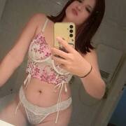 ROMINA HOT
