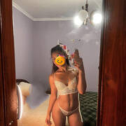 Recent in België aangekomen, verslaafd aan porno. (Foto #7)