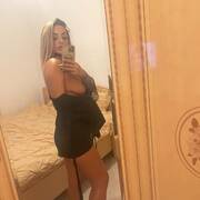 Bella sexy