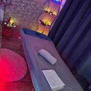 Melani massage