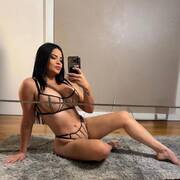 Riana GFE