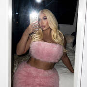 Caroline hot (Foto #1)