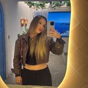 Mia