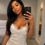 Naomi (Foto #5)