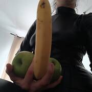 Le voisin pervers est de retour (Foto #18)