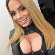 TS JULIA SEXY (Foto #4)