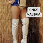 KINKY VALERIA DEEPTHROAT TALENT (Foto #26)