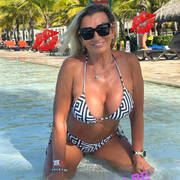 ILONA  MATURE - MILF