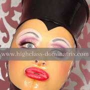 Dominatrix Noa (Foto #1)