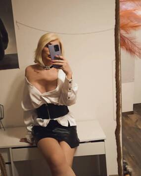 Monica