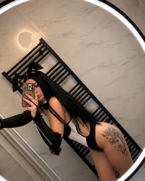 Alexxandra