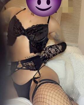 ALESSIA FEMBOY TWINK