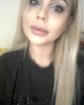 Adelina perfect lady for gentlemen