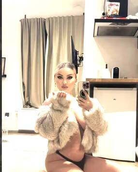 ESCORT Cristina I confirm the photos on WhatsApp.