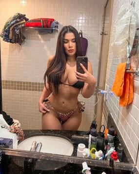Mia