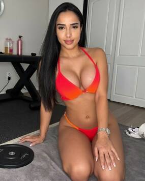 ANA JULIA