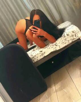 Party girl full services