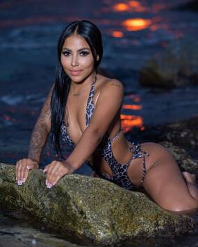 Mia