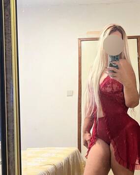 Andrea I\'m the party girl. Anal kiss GFI