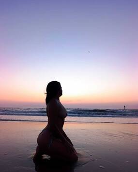 ROMINA HOT
