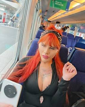 Anyaa red