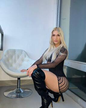 IVONNY