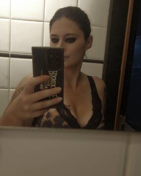 Bella
