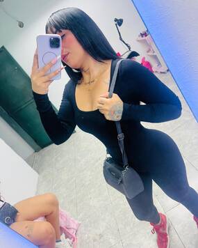 VALENTINA HOT