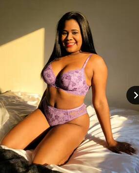 Yasmim Black Pearl