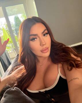 LanaRouzz