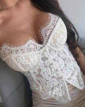 Jullia.