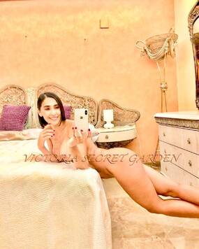 Victoria Secret Garden