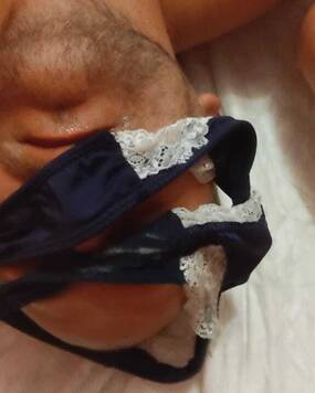 Le voisin pervers est de retour