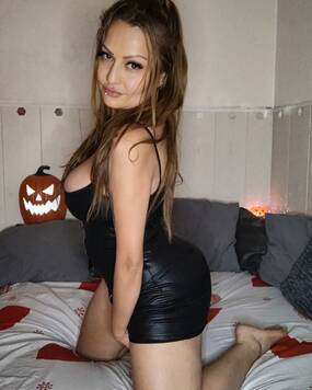 Alice wonderfucxx