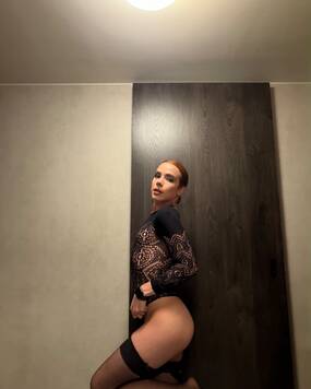Mia