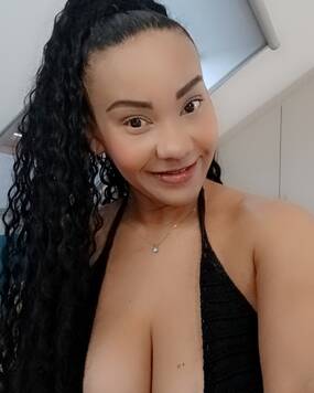 NINA BRASIL