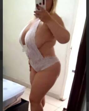 Hot Vanessa  _ zomergem