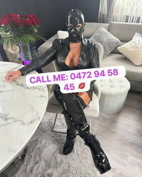 ILONA  MATURE - MILF