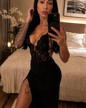 Larissa brune